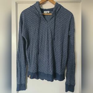 Ten Tree Hoodie X-Small 💙🤍🩵